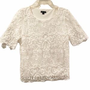 3/$30 🌻 Tahari Beautiful Lace White Blouse, Size Medium